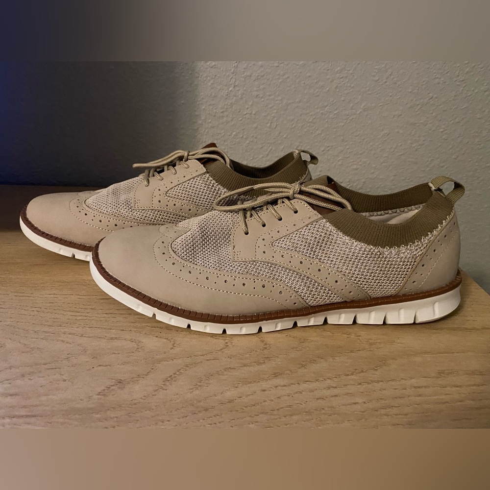 Men’s Dress Sneaker